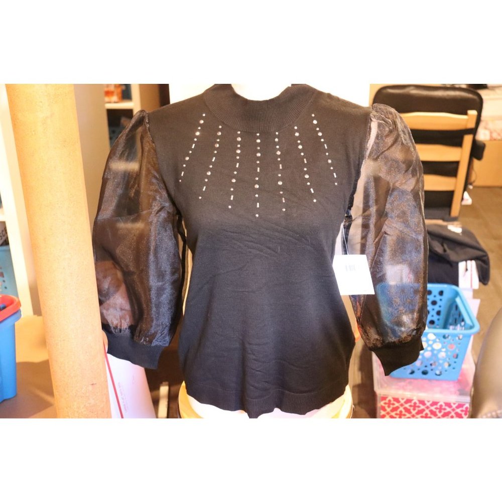 89Th Madison Black top wiith white crystal and sheer arm unique Size S/P